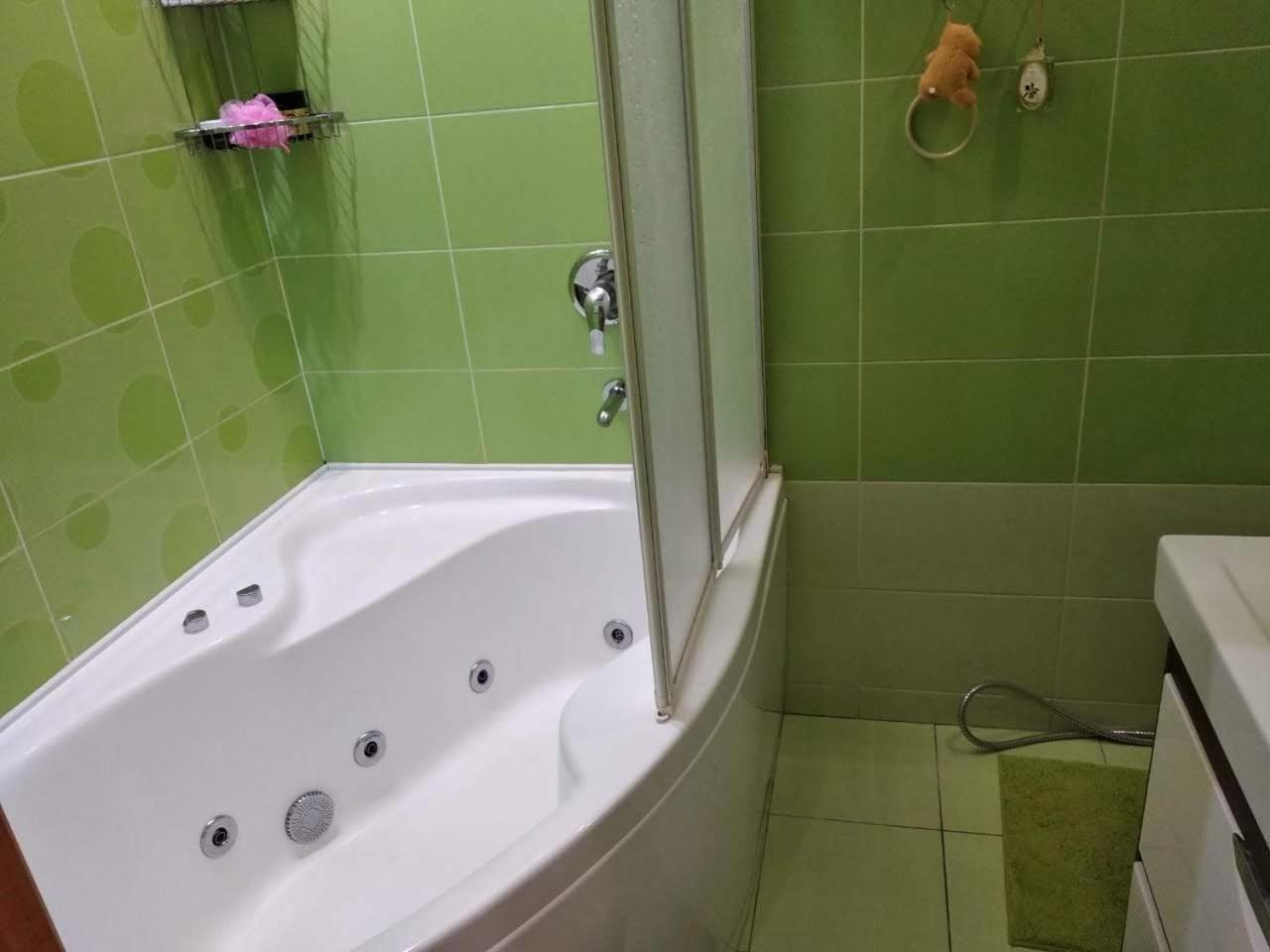 Family Apartment Полтава Екстер'єр фото