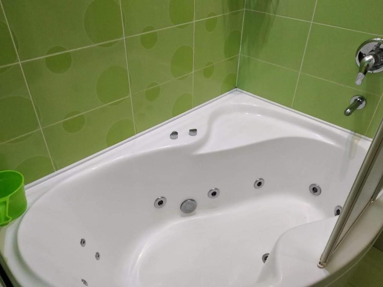 Family Apartment Полтава Екстер'єр фото